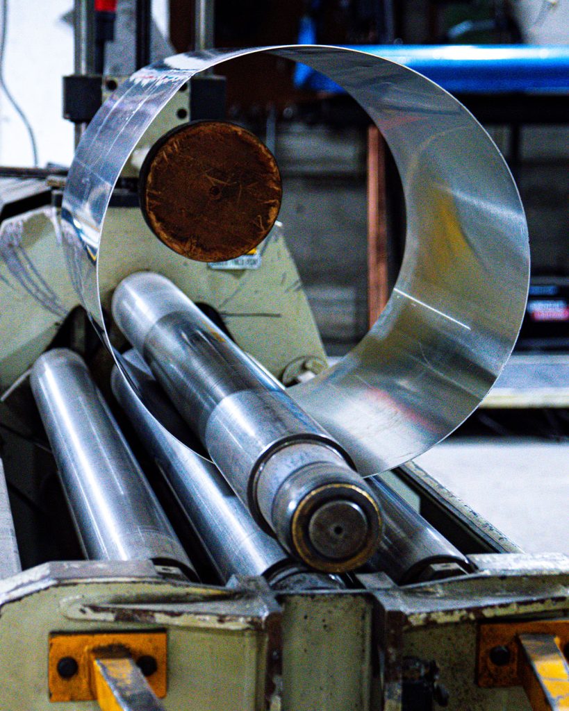 Rolled and welded steel tube
